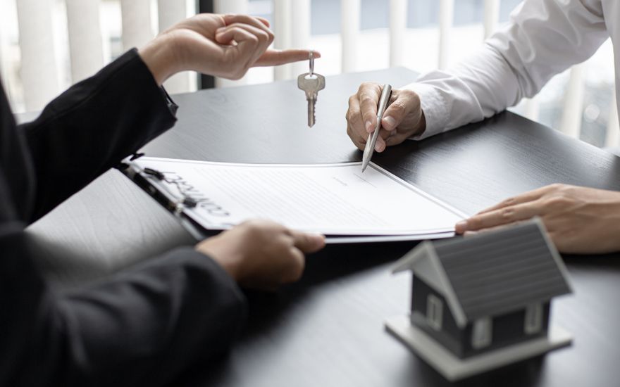 Dit doet de notaris voor je bij de aankoop van jouw woning